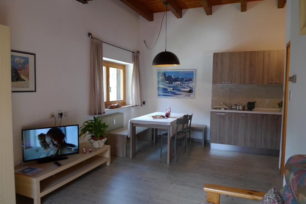 Dolomitissime Holiday Homes Marmolada Rocca Pietore Værelse billede